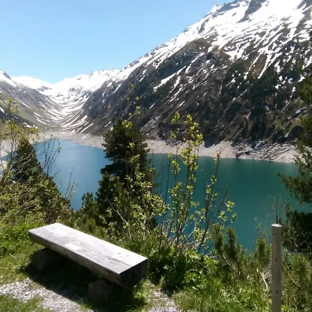 Katharina Bis 12 Personen Mit Saunachalet Und Blick Auf Bergwelt Des Zillertals *
