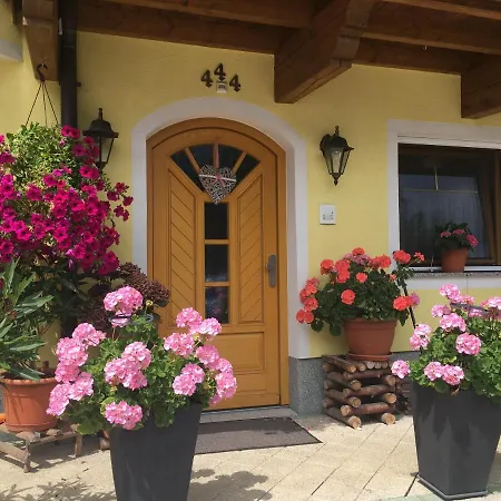 Apartament Katharina Bis 5 Personen Mit Saunachalet Und Blick Auf Bergwelt Des Zillertals