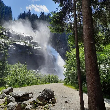Katharina Bis 12 Personen Mit Saunachalet Und Blick Auf Bergwelt Des Zillertals Apartman Hippach