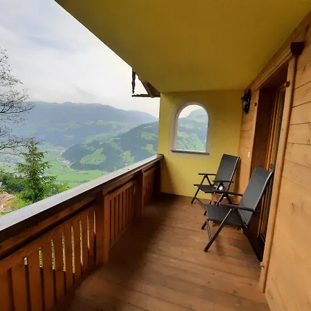 Katharina Bis 12 Personen Mit Saunachalet Und Blick Auf Bergwelt Des Zillertals *