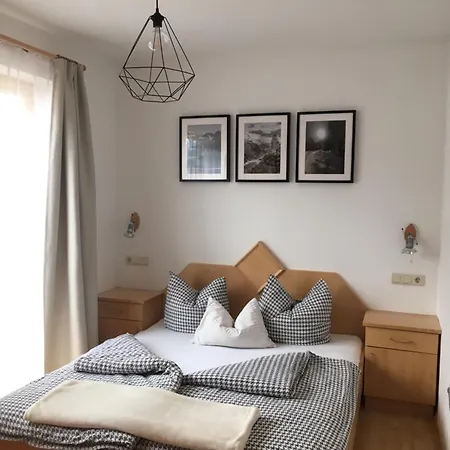 Katharina Bis 12 Personen Mit Saunachalet Und Blick Auf Bergwelt Des Zillertals