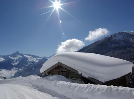 Apartment Katharina Bis 12 Personen Mit Saunachalet Und Blick Auf Bergwelt Des Zillertals *