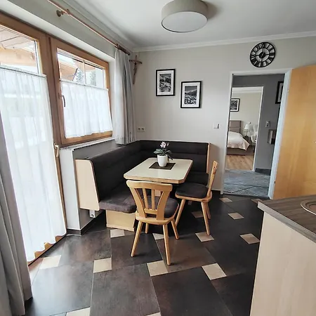 Katharina Bis 5 Personen Mit Saunachalet Und Blick Auf Bergwelt Des Zillertals היפאך