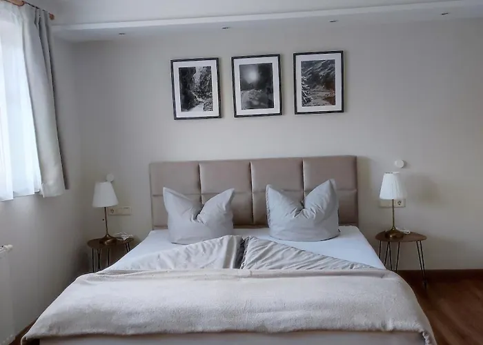 Katharina Bis 5 Personen Mit Saunachalet Und Blick Auf Bergwelt Des Zillertals דירה היפאך