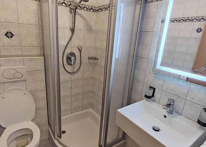 Katharina Bis 5 Personen Mit Saunachalet Und Blick Auf Bergwelt Des Zillertals * היפאך