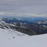 Lägenhet Katharina Bis 5 Personen Mit Saunachalet Und Blick Auf Bergwelt Des Zillertals Hippach
