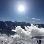 Katharina Bis 5 Personen Mit Saunachalet Und Blick Auf Bergwelt Des Zillertals