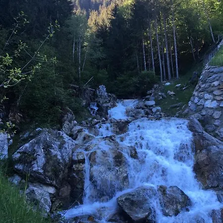 Katharina Bis 5 Personen Mit Saunachalet Und Blick Auf Bergwelt Des Zillertals