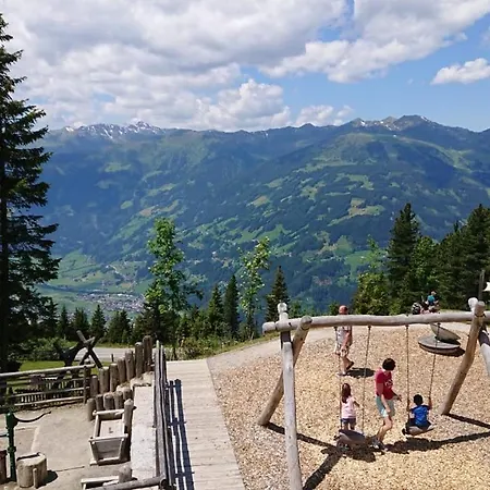 Katharina Bis 5 Personen Mit Saunachalet Und Blick Auf Bergwelt Des Zillertals ヒパッハ