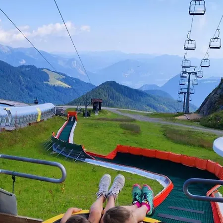 Katharina Bis 5 Personen Mit Saunachalet Und Blick Auf Bergwelt Des Zillertals