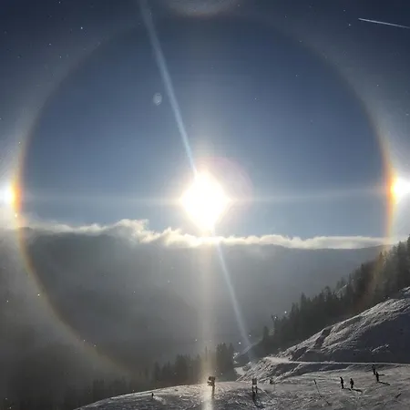 Katharina Bis 5 Personen Mit Saunachalet Und Blick Auf Bergwelt Des Zillertals