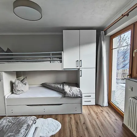 Katharina Bis 5 Personen Mit Saunachalet Und Blick Auf Bergwelt Des Zillertals Daire