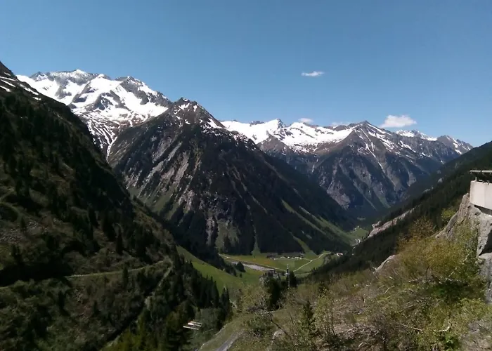 Katharina Bis 5 Personen Mit Saunachalet Und Blick Auf Bergwelt Des Zillertals