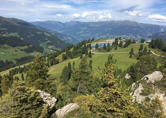 Katharina Bis 5 Personen Mit Saunachalet Und Blick Auf Bergwelt Des Zillertals Daire *