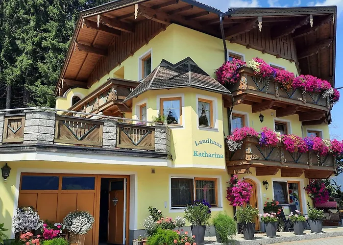 Katharina Bis 5 Personen Mit Saunachalet Und Blick Auf Bergwelt Des Zillertals * Hippach