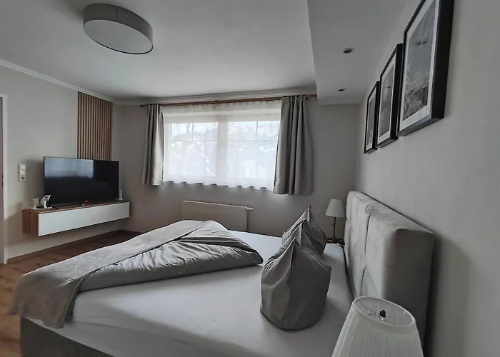 Katharina Bis 5 Personen Mit Saunachalet Und Blick Auf Bergwelt Des Zillertals